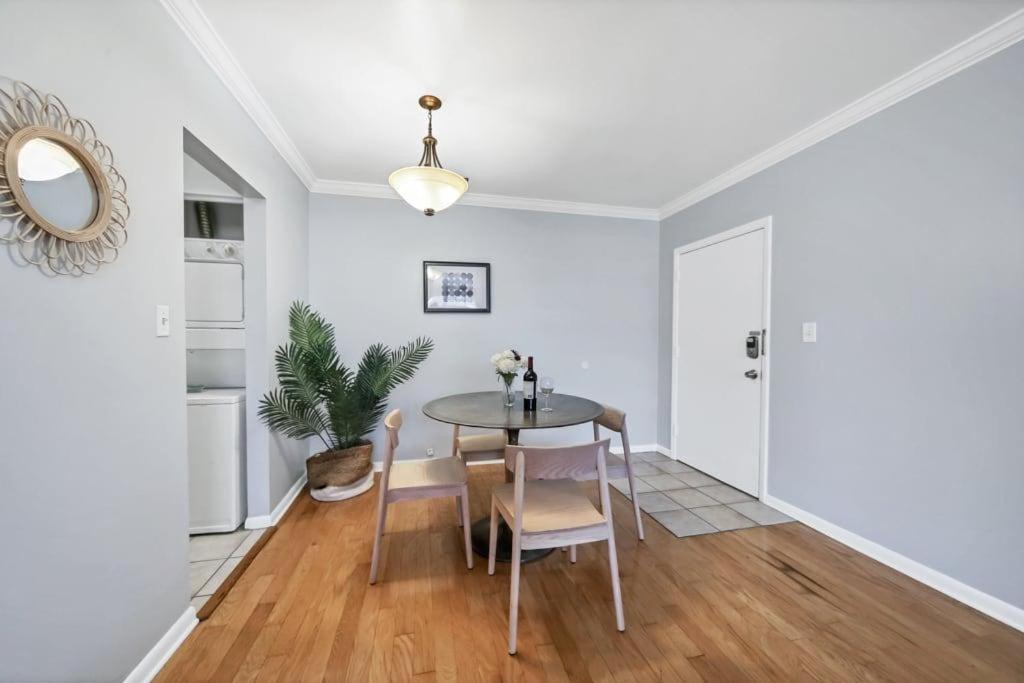 Designed And Well Located Chic 1Br With Parking Apartment แทมปา ภายนอก รูปภาพ