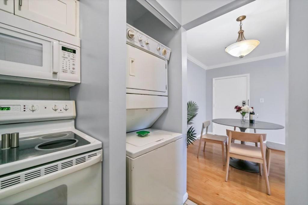 Designed And Well Located Chic 1Br With Parking Apartment แทมปา ภายนอก รูปภาพ